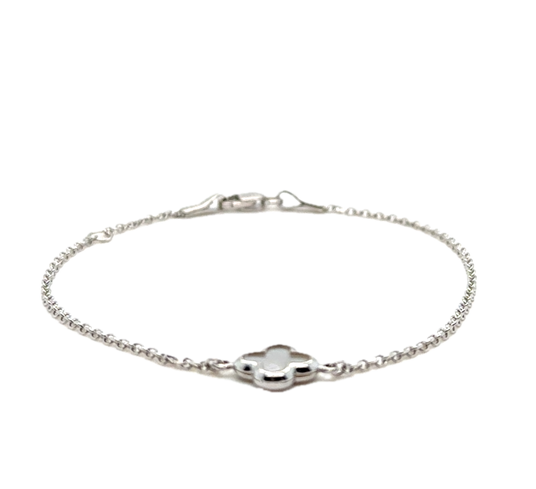 9k White Gold Mother Of Pearl Flower Bracelet