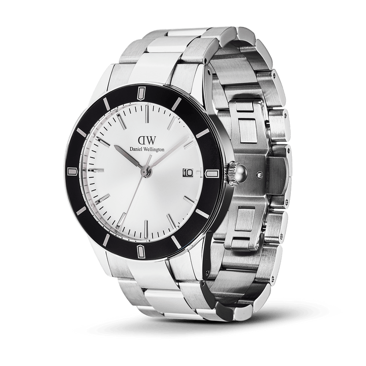 Daniel Wellington Iconic Paradigma Link Black Bezel Watch