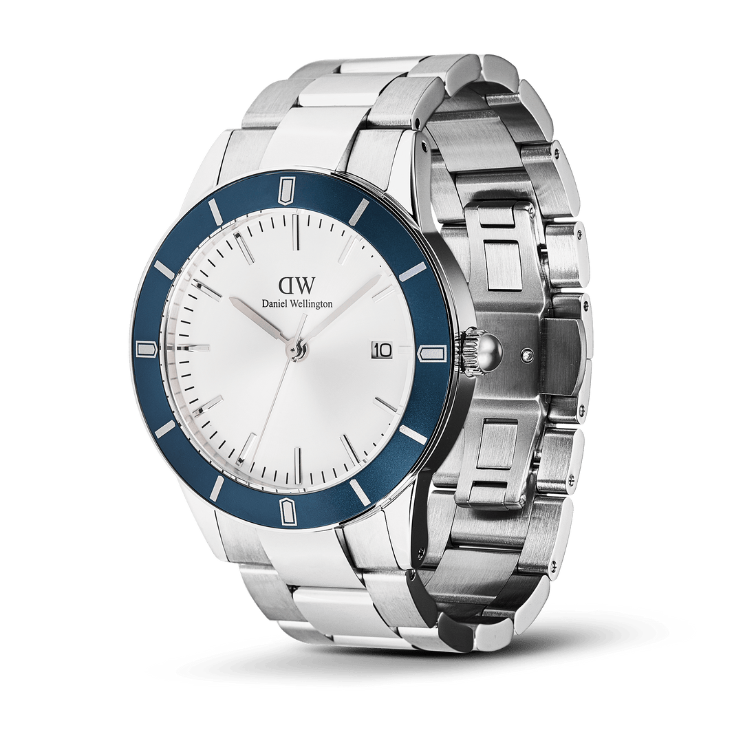Daniel Wellington Iconic Paradigma Link Blue Bezel Watch