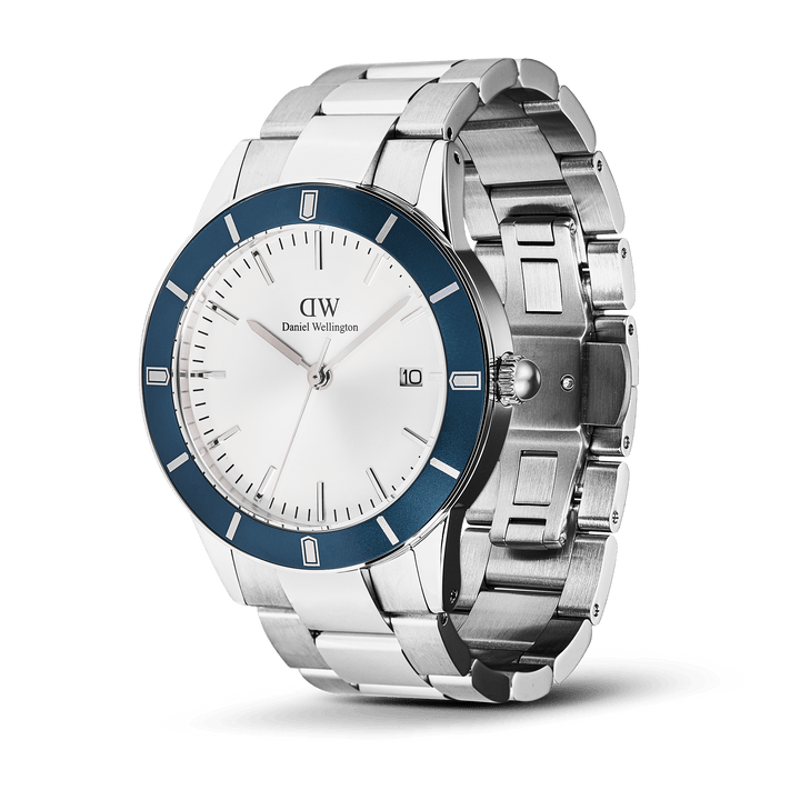 Daniel Wellington Iconic Paradigma Link Blue Bezel Watch