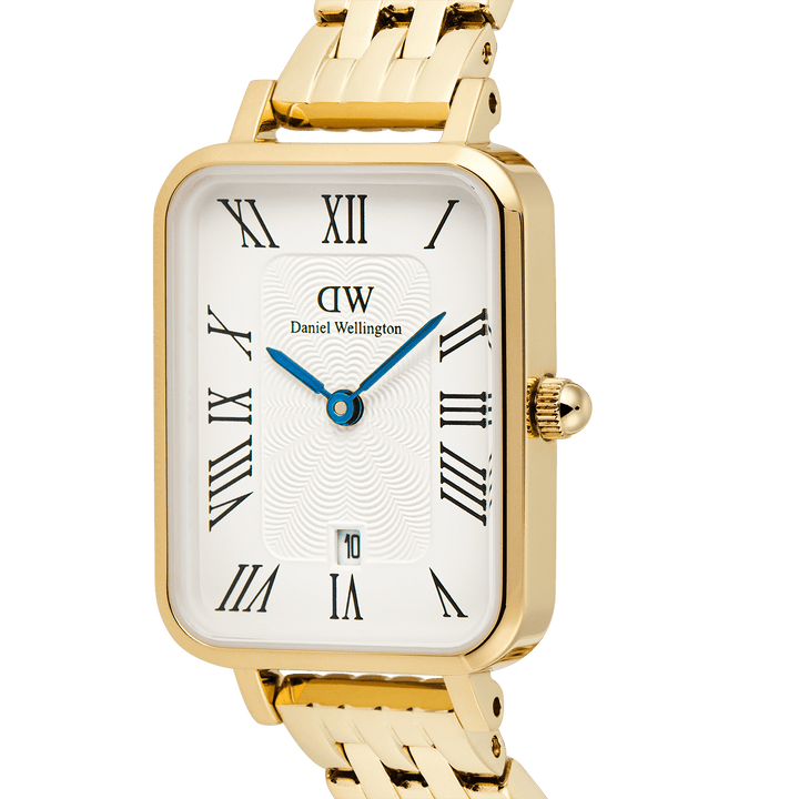 Daniel Wellington Quadro  Roman Numerals Date 5-link Gold