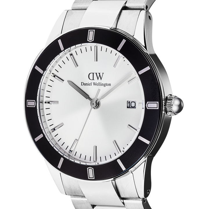 Daniel Wellington Iconic Paradigma Link Black Bezel Watch