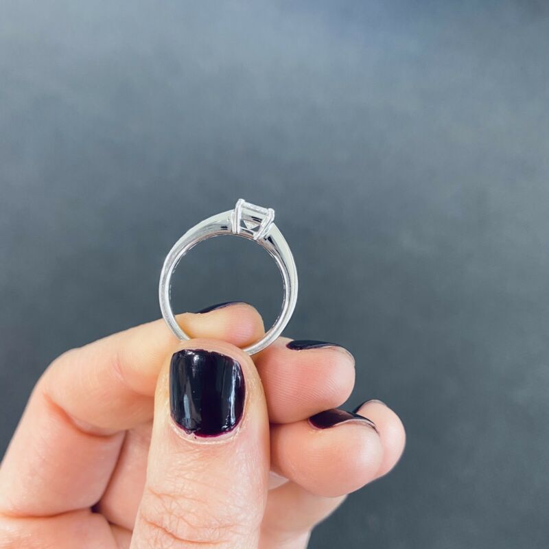 'MADISON' 18ct White Gold Princess Cut Diamond Ring - B & S Lyncris Jewellers