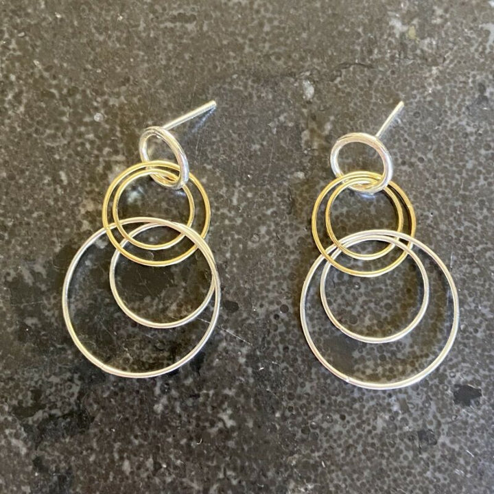 Two-toned Multi-Circle Drop Earrings LJ8847