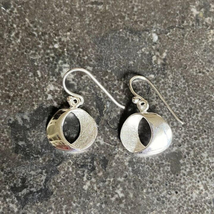 Sterling Silver Circle Drop Earrings LJ10070