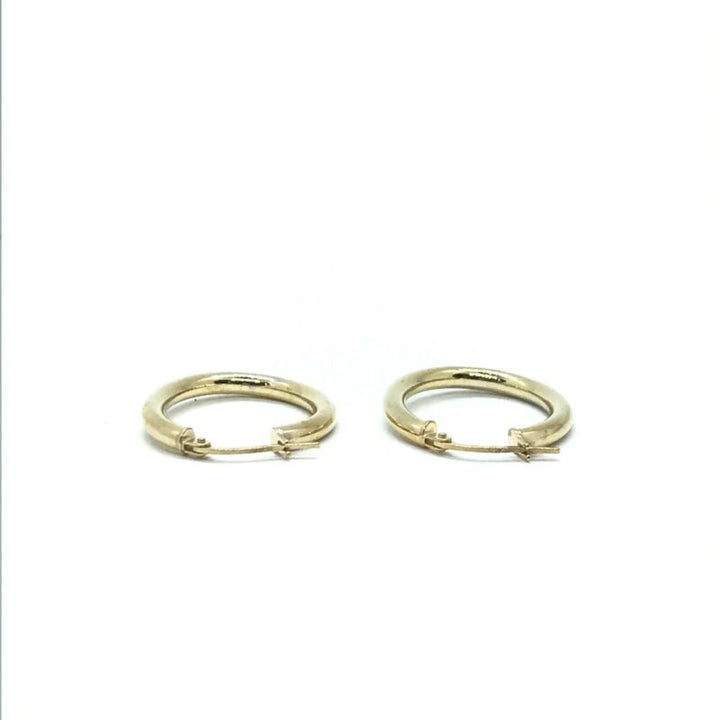 375 9ct Yellow Gold Oval Tube Hinged Hoop Earrings - Lyncris Jewellers